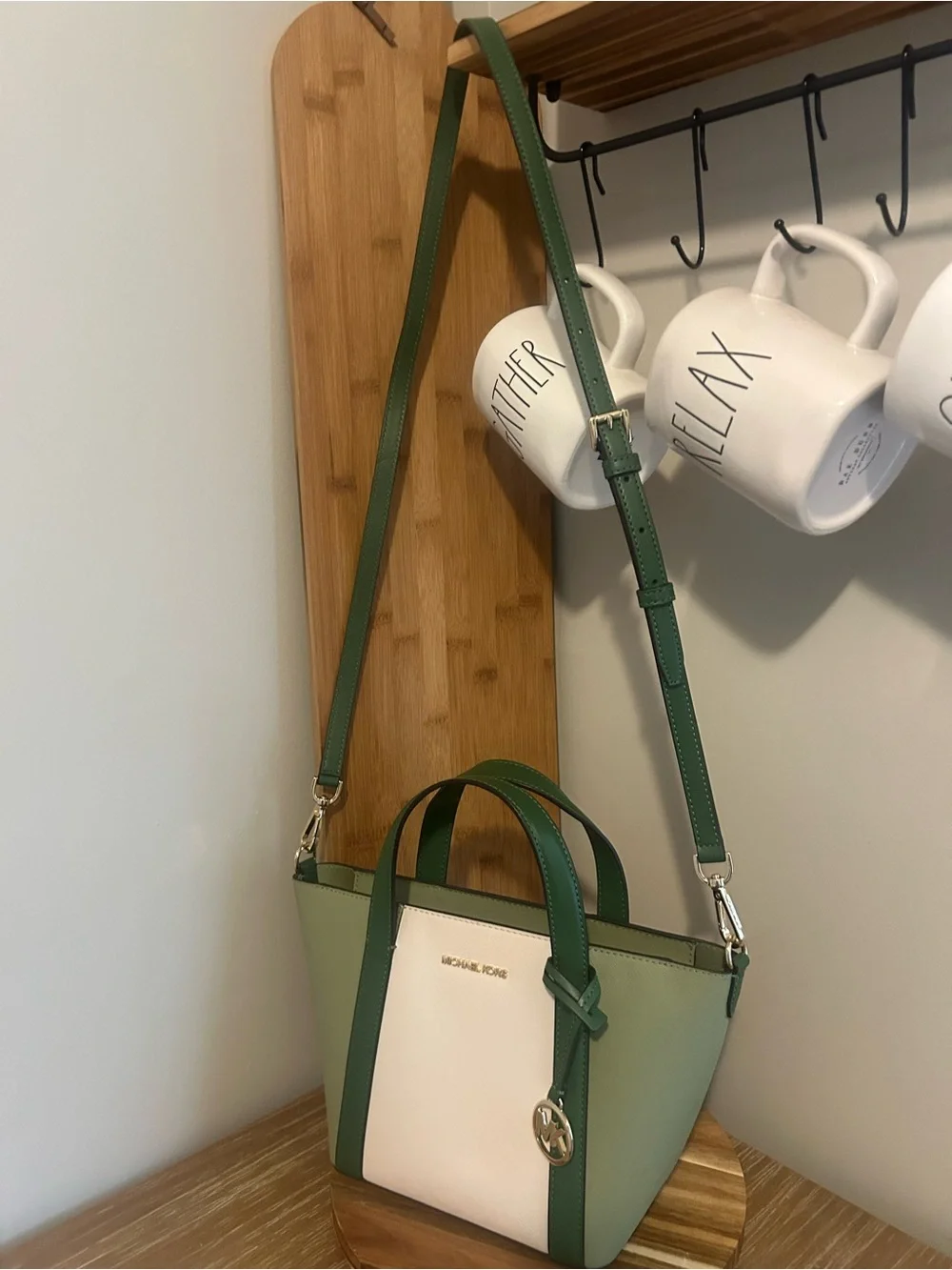 Michael Kors Green & White Colorblock Top-Handle Tote - Picture 4 of 7